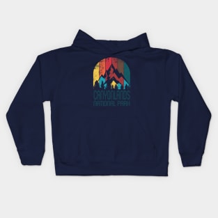 Canyonlands National Park Gift or Souvenir T Shirt Kids Hoodie